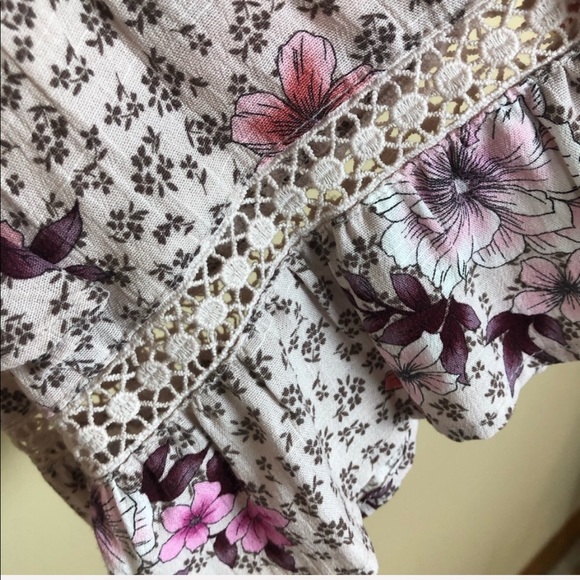 Juniors Ruffled Floral Print Boho Peasant Dress - Picture 4 of 5